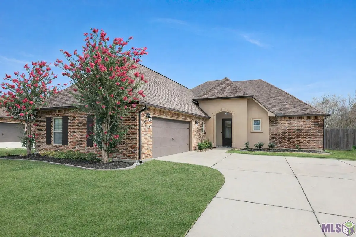 18190 Old Reserve, Prairieville, LA 70769 - #1