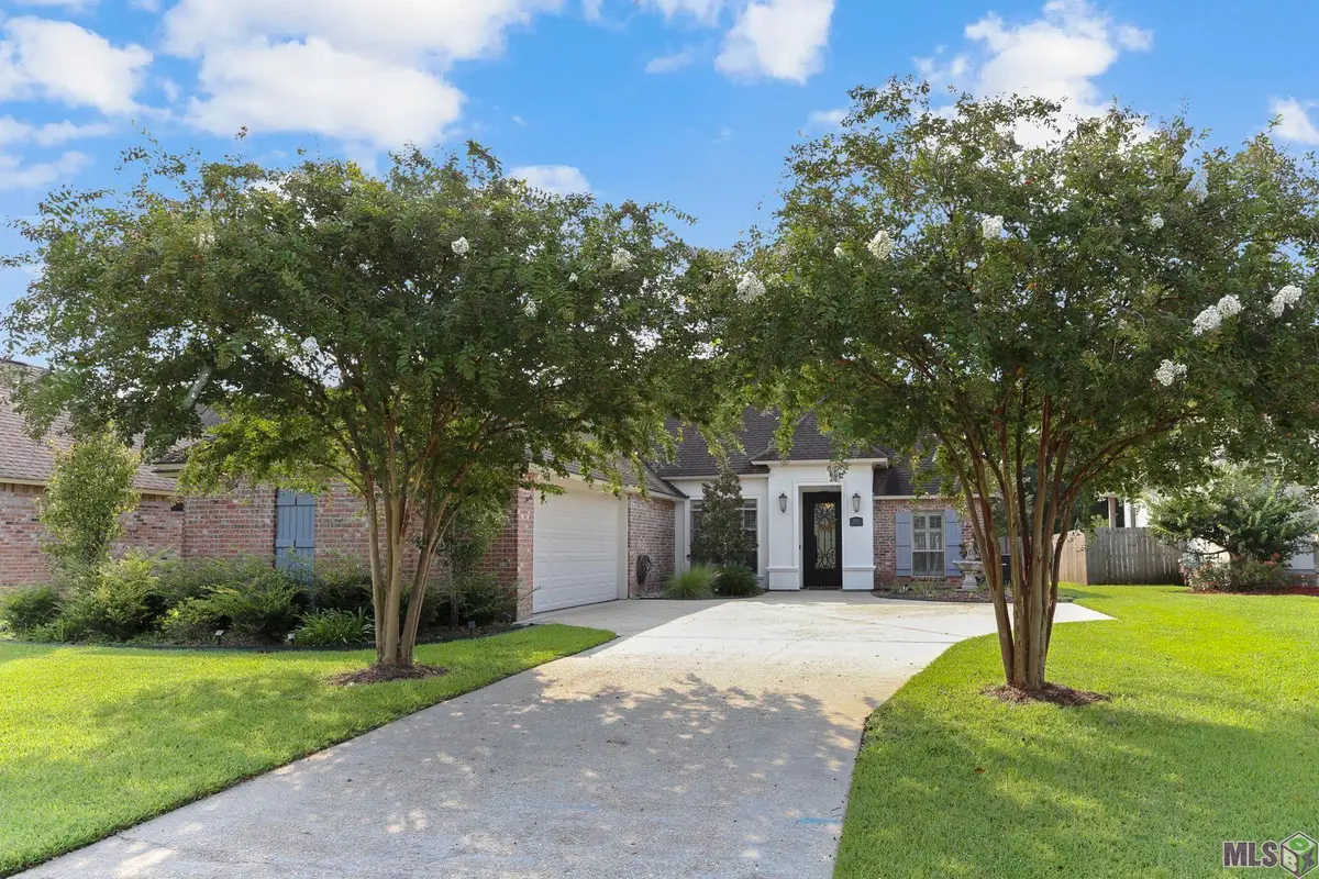 8135 Lavender Dr, Baton Rouge, LA 70818 - #1