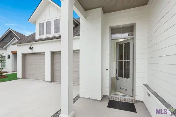 4451 Camargue Avenue, Baton Rouge, LA 70820