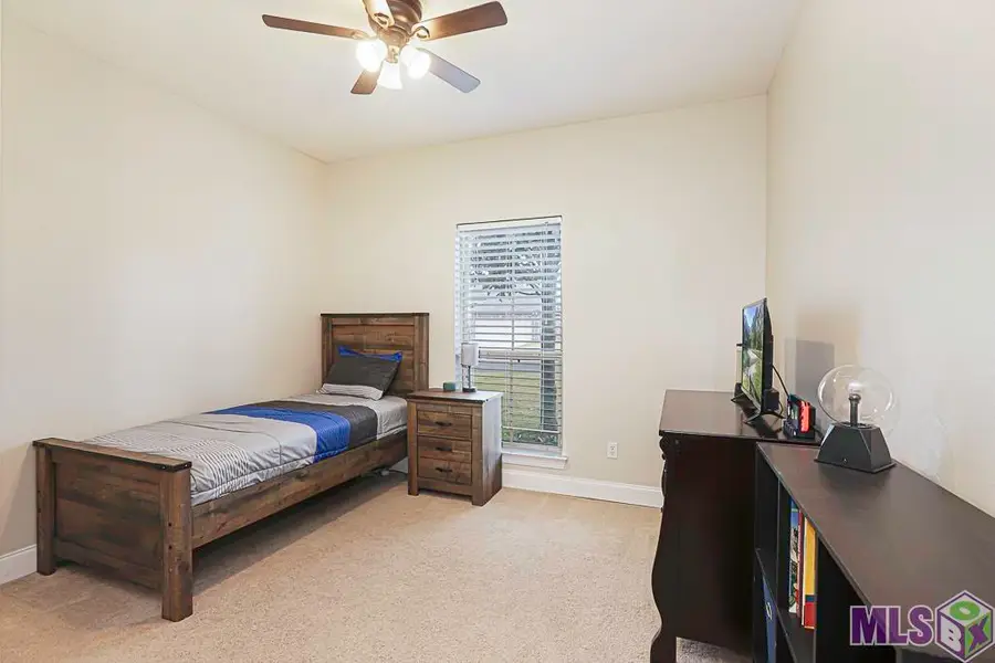 41131 Lakeway Cove Ave, Gonzales, LA 70737 - #3