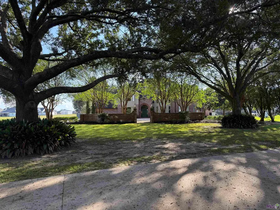 24010 Sherwood Dr, Plaquemine, LA 70764 - #3