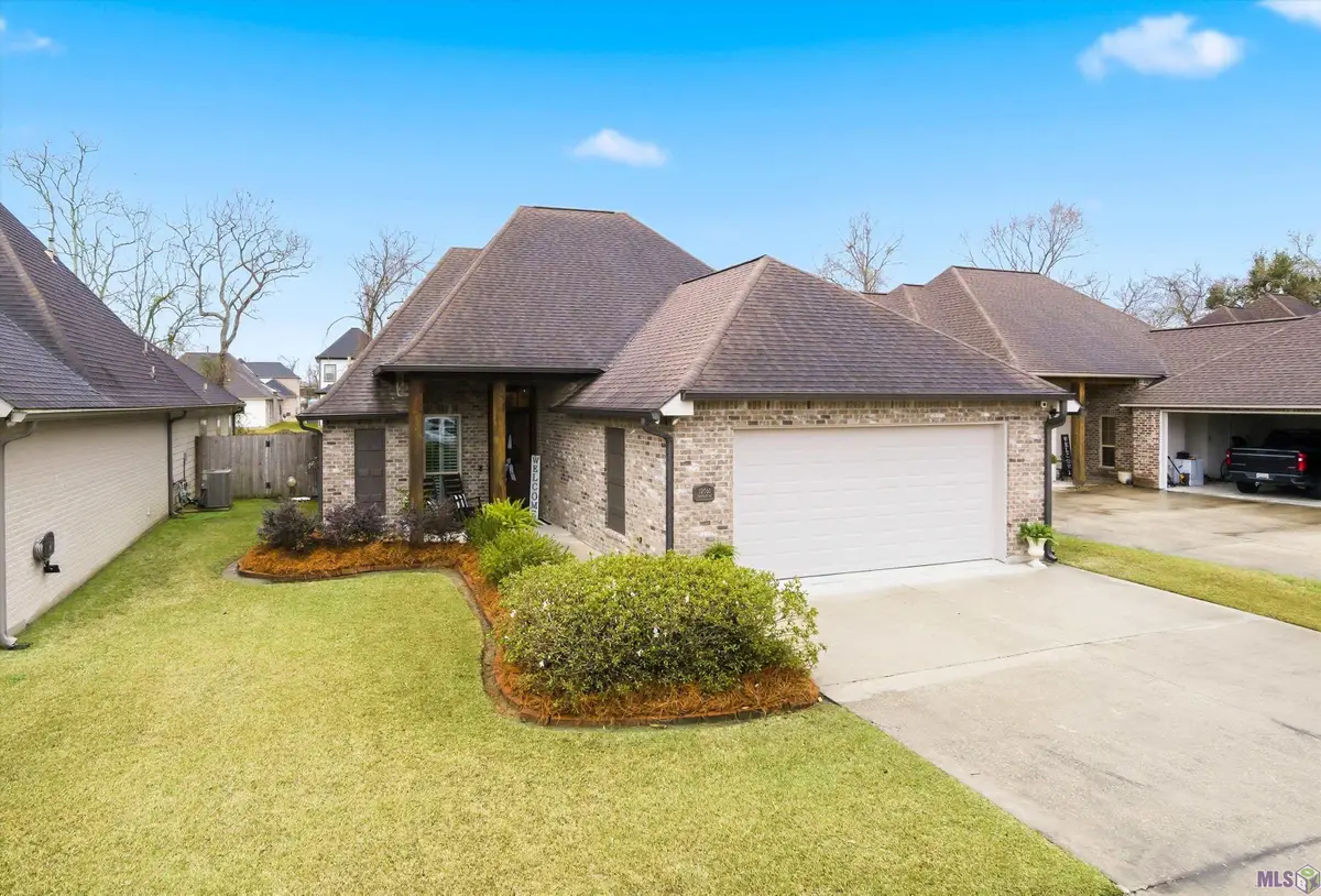 12061 Rotterdam Ave, Geismar, LA 70734 - #1