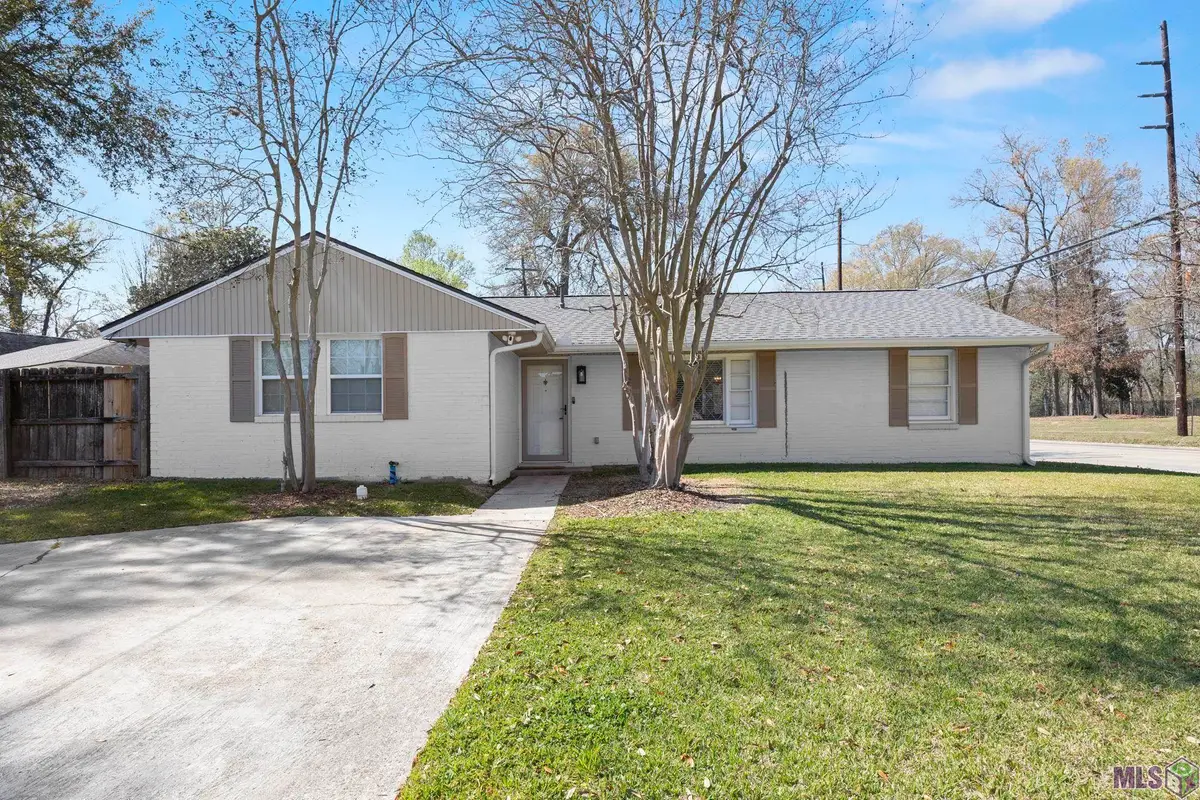 2112 E Contour Dr, Baton Rouge, LA 70809 - #1