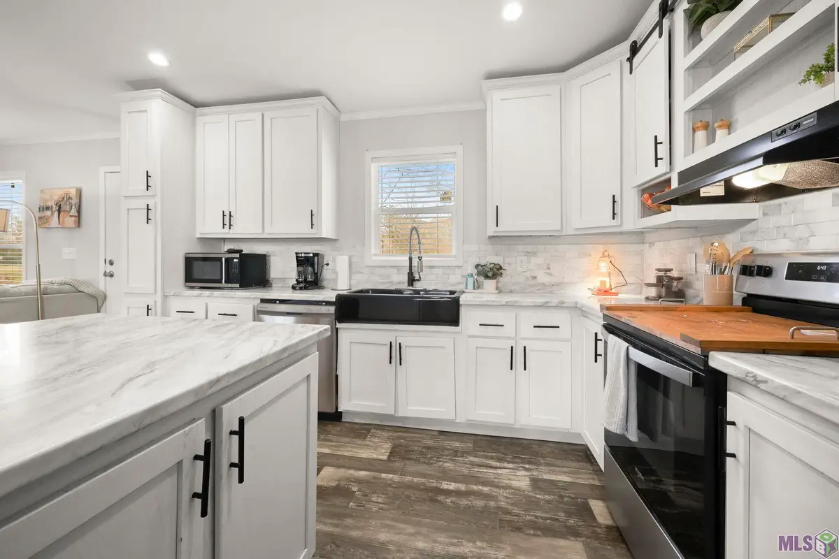 17530 La Hwy 42, Livingston, LA 70754 - #1