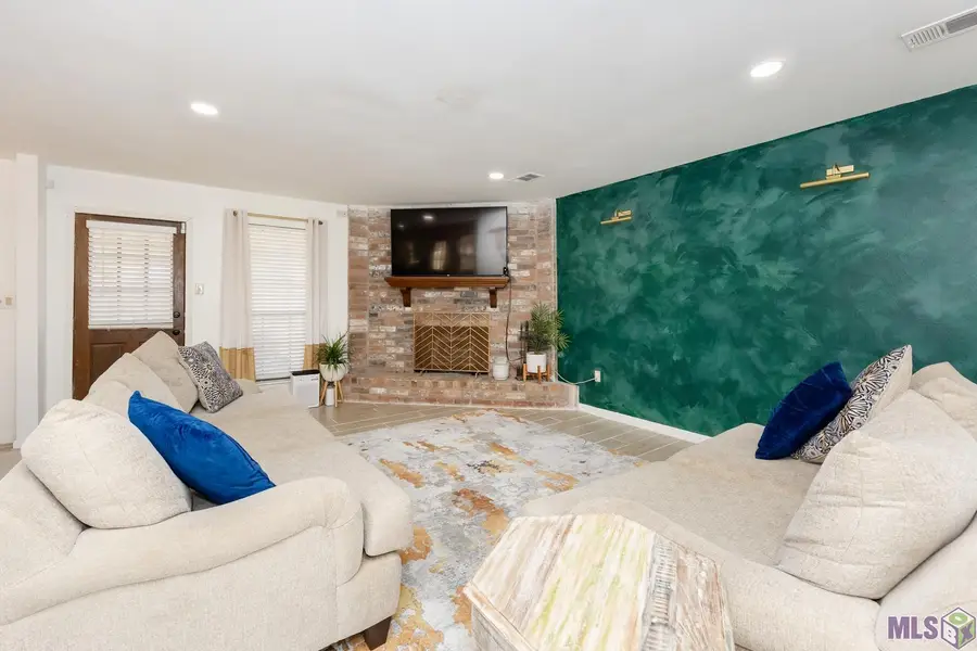 9729 Banway Dr, Greenwell Springs, LA 70739 - #3