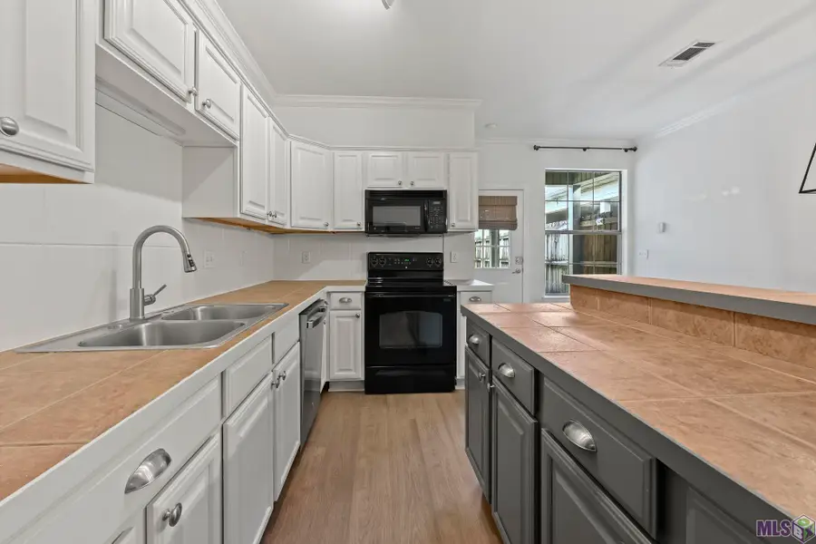 809 Summer Breeze Dr #101, Baton Rouge, LA 70810 - #2