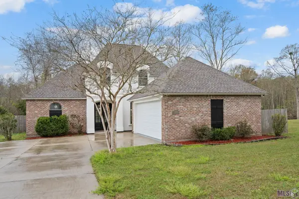 12289 River Highlands, St. Amant, LA 70774