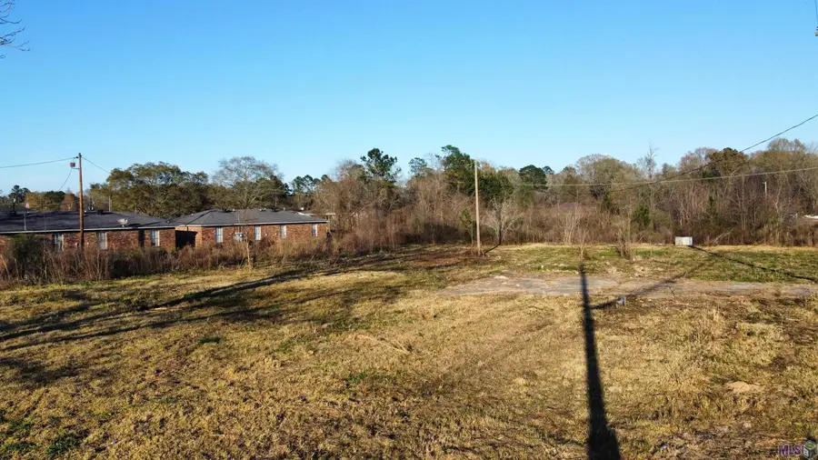 14321 Sparkle Ave, Baton Rouge, LA 70818 - #3