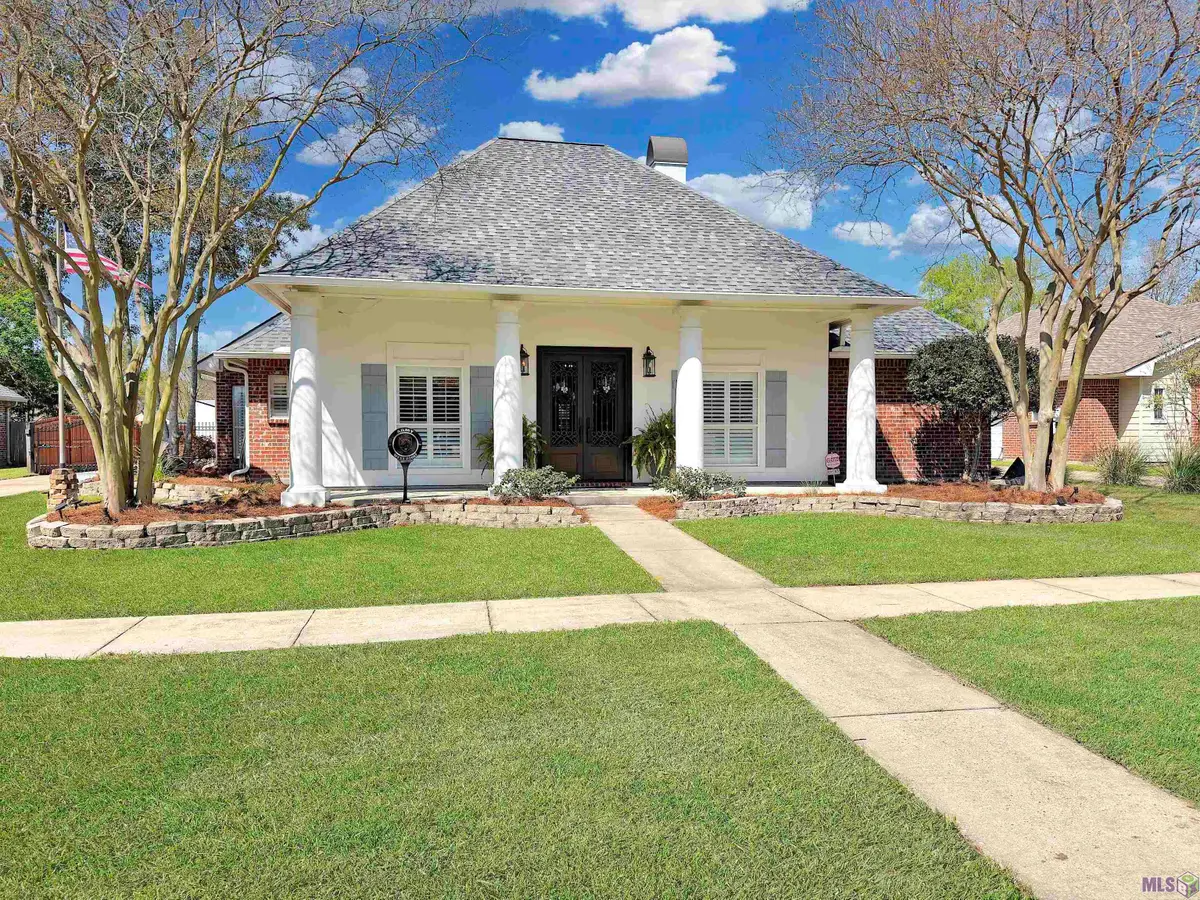 3204 White Lane Dr, Baton Rouge, LA 70816 - #1