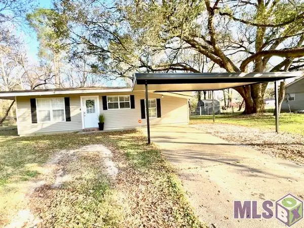 2330 S Woodcrest Ave, Denham Springs, LA 70726