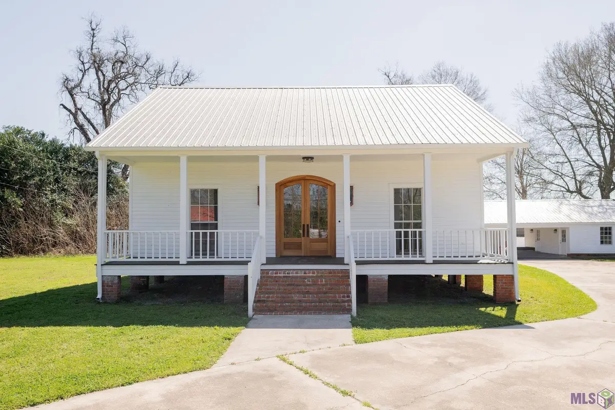 59305 Bayou Rd, Plaquemine, LA 70764 - #1