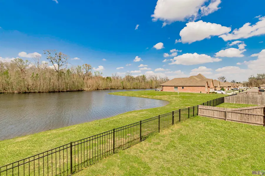 932 Shadow Bluff Dr, Baton Rouge, LA 70820 - #2