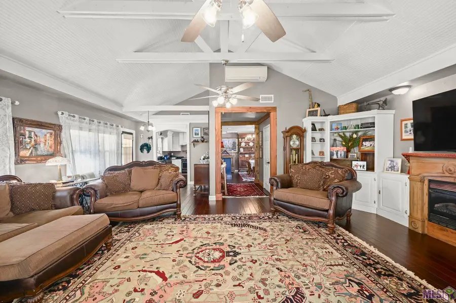 40434 La Hwy 621, Gonzales, LA 70737 - #3