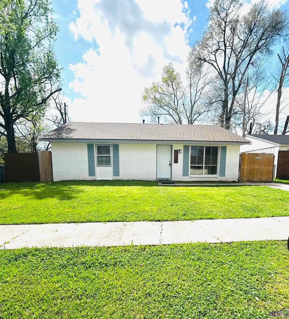 11674 Baylor Dr, Baton Rouge, LA 70816 - #1