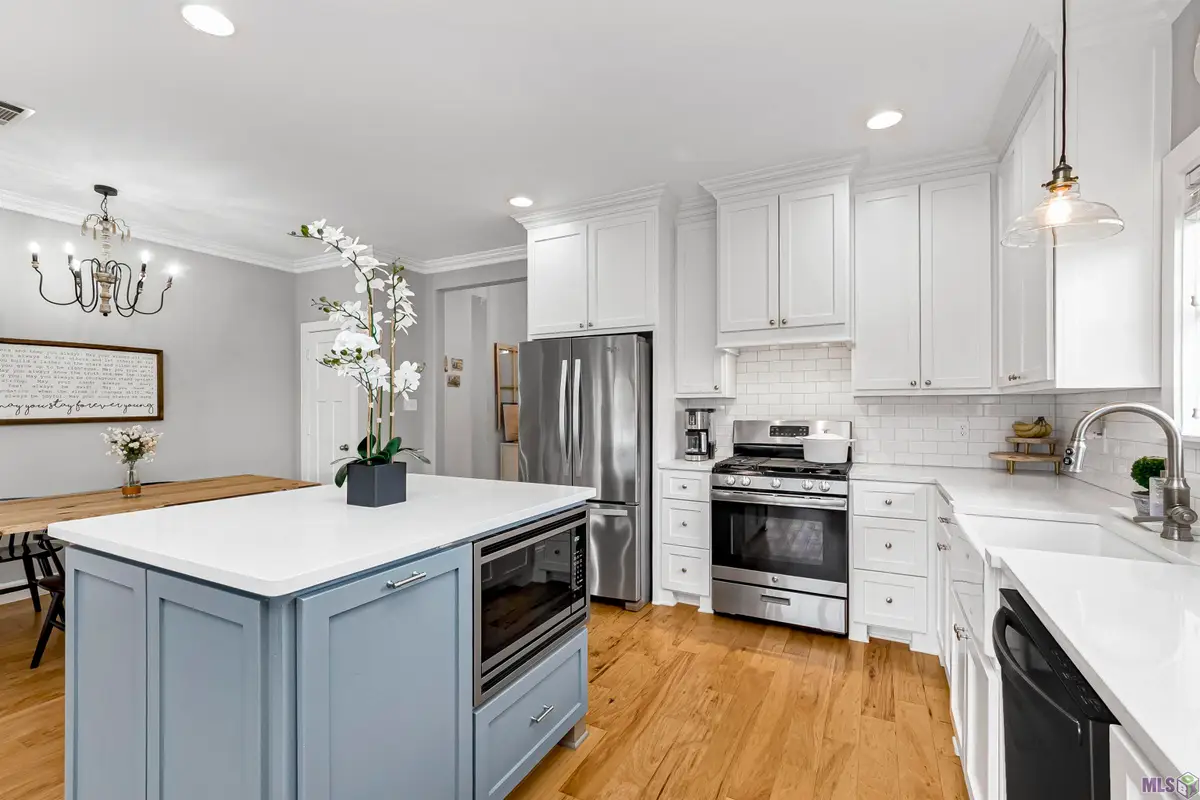 17694 Martin Lake Dr, Baton Rouge, LA 70816 - #1