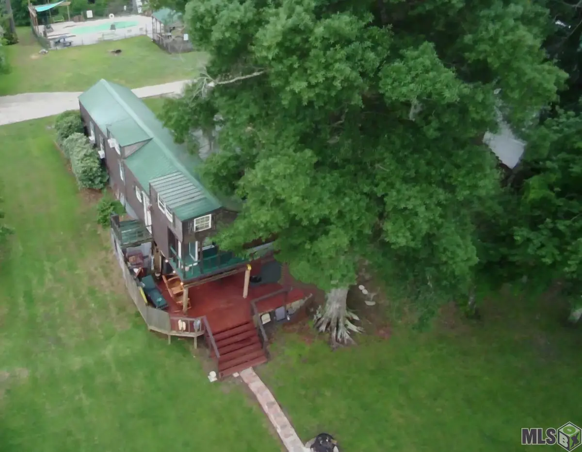 21018 Diversion Canal Rd, Maurepas, LA 70449 - #1