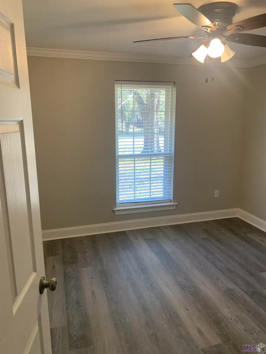 15809 Chaumont Avenue, Greenwell Springs, LA 70739 - #3