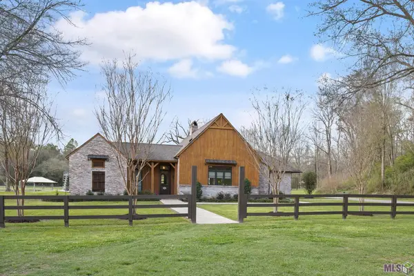 8797 Ritchie Ln, St. Francisville, LA 70775