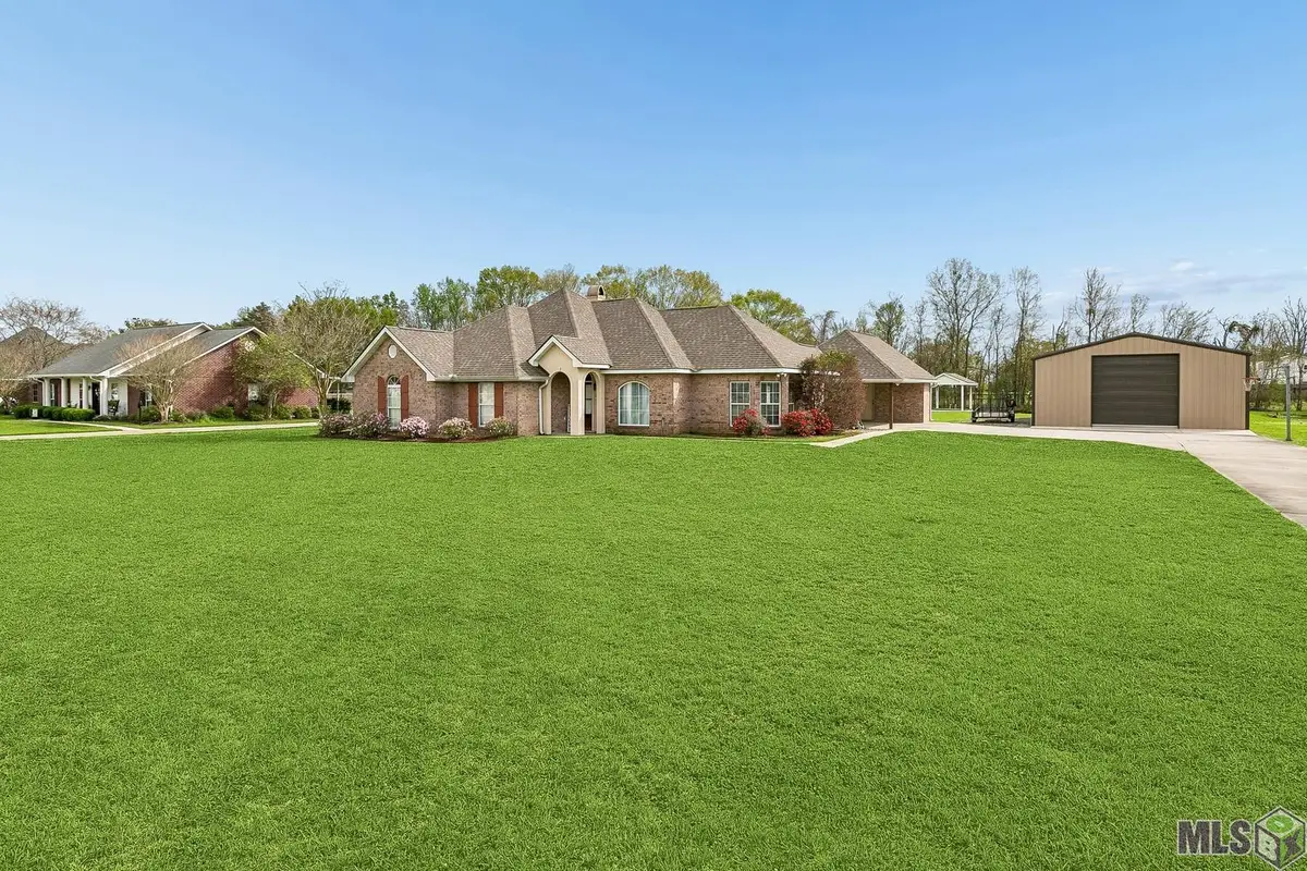 41339 Bertville Rd, Gonzales, LA 70737 - #1