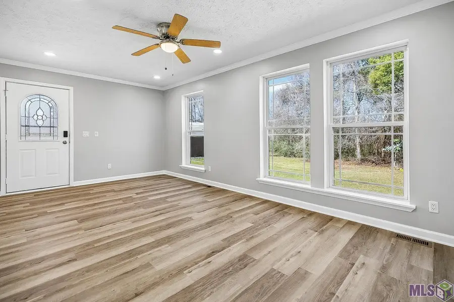 18242 Muddy Creek Rd, Prairieville, LA 70769 - #3