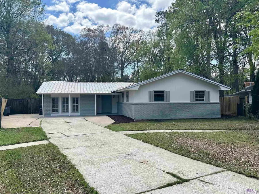 13678 E Jolissaint Dr, Village Saint George, LA 70810 - #2