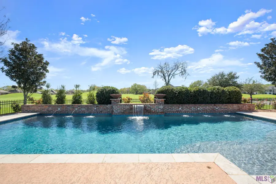 2444 S Turnberry Dr, Zachary, LA 70791 - #2