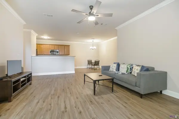 900 Dean Lee Dr #808, Baton Rouge, LA 70820