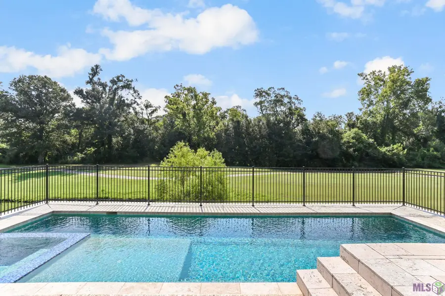 18556 Fairway Oaks Ct, Baton Rouge, LA 70809 - #3