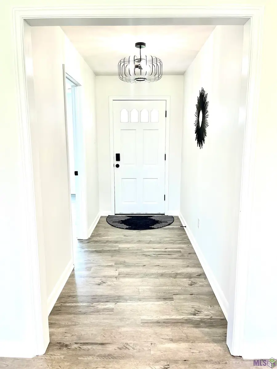 240 Orangewood Dr, Lafayette, LA 70503 - #3