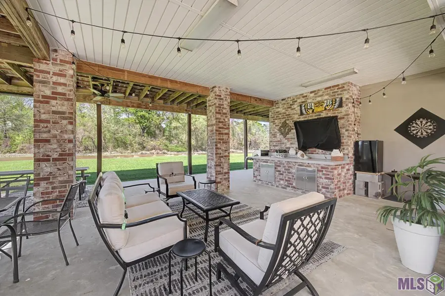 17693 Cove Ln, Port Vincent, LA 70726 - #3