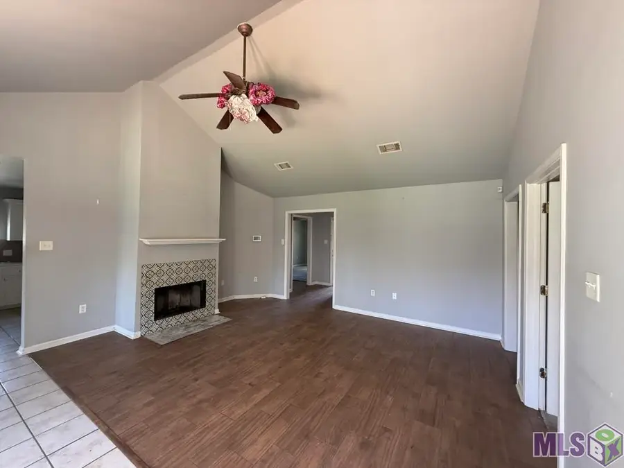 15253 E Bayou Dr, Prairieville, LA 70769 - #2