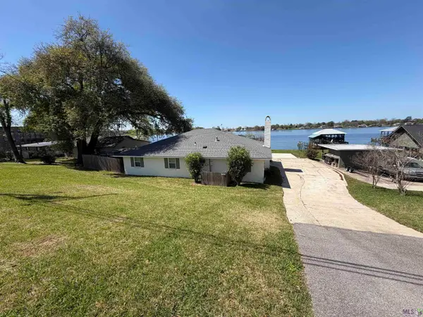 8609 Island Rd, Ventress, LA 70783