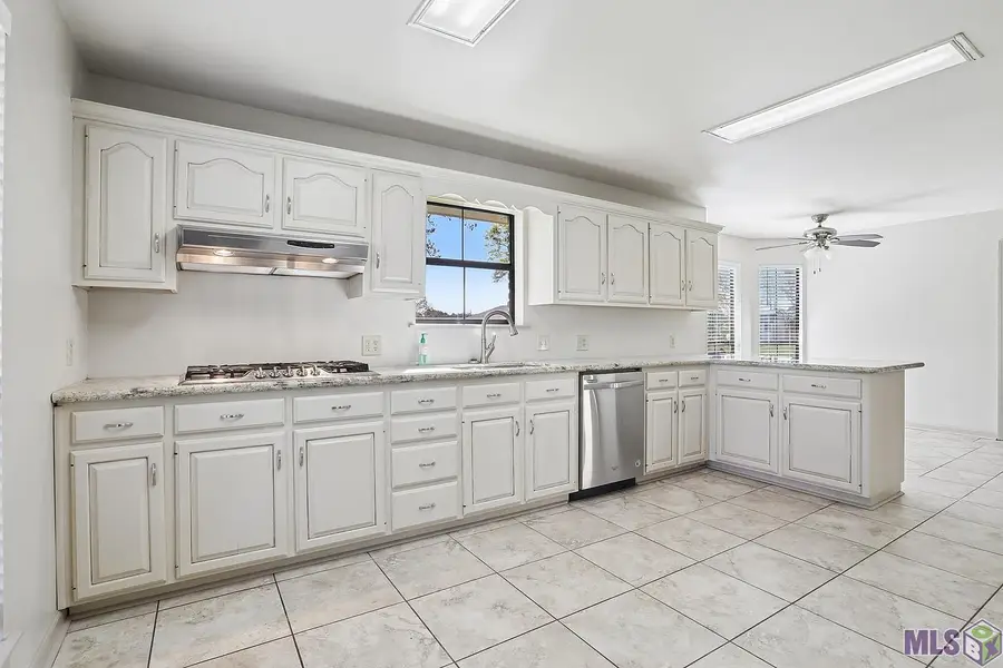 7736 Amite Church Rd, Denham Springs, LA 70706 - #3