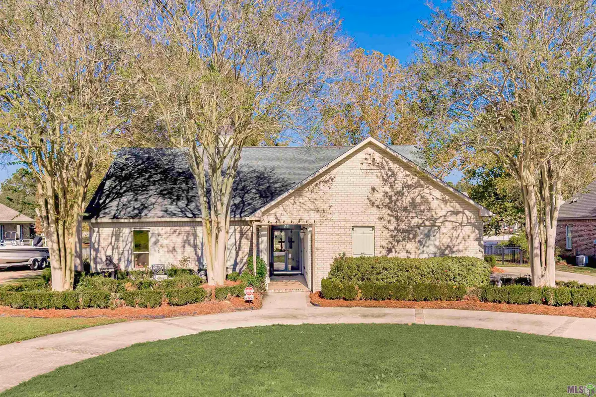 13725 Briarlake Ave, Baton Rouge, LA 70809 - #1