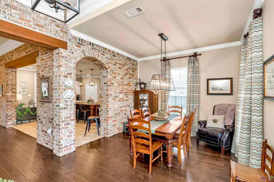 10152 Autumn Ct, Denham Springs, LA 70726 - #3