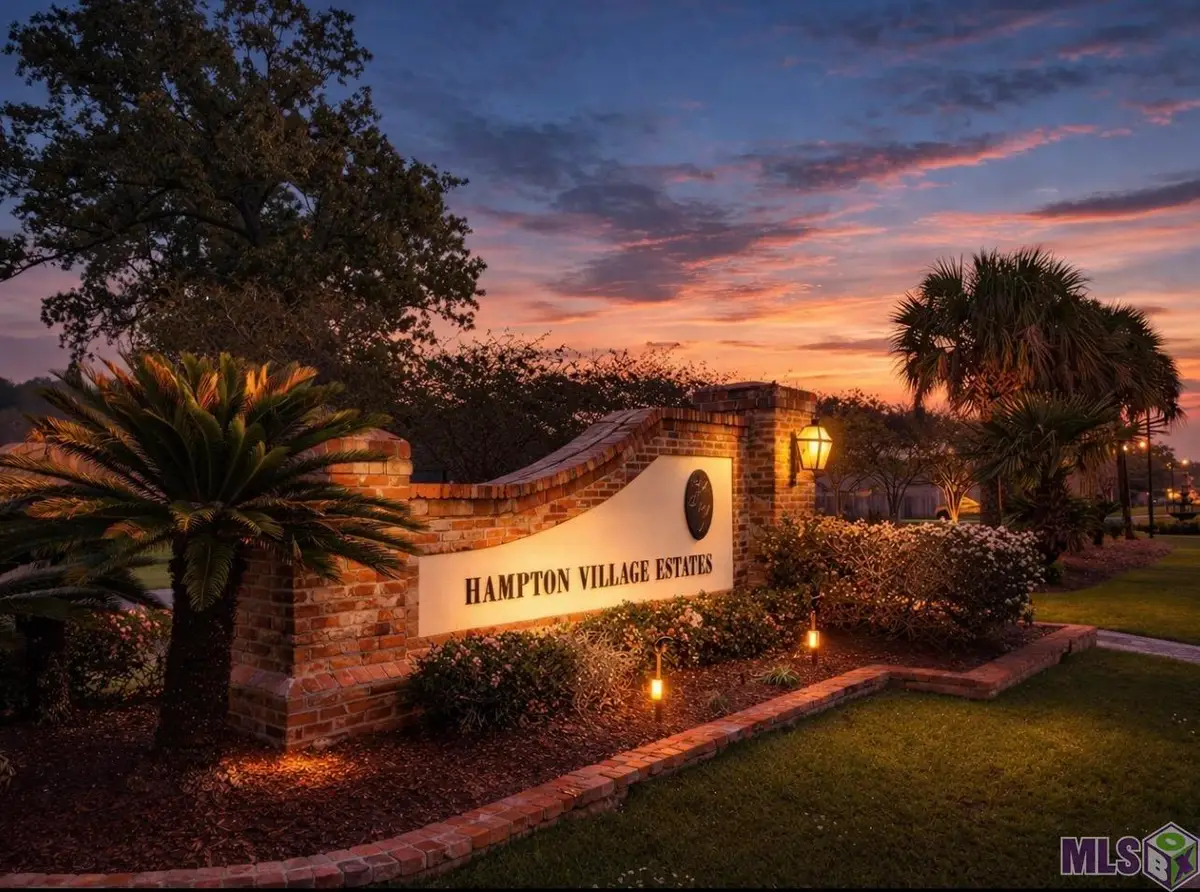 8061 Stoneshire Dr, Central, LA 70818 - #1