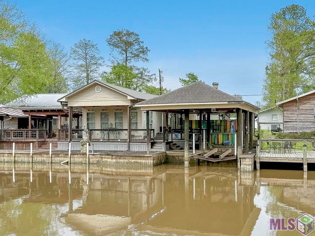 22460 Chinquapin Ave, Maurepas, LA 70449 - #1
