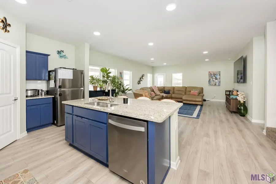 7520 Scarlet Oak Dr, Gonzales, LA 70737 - #2