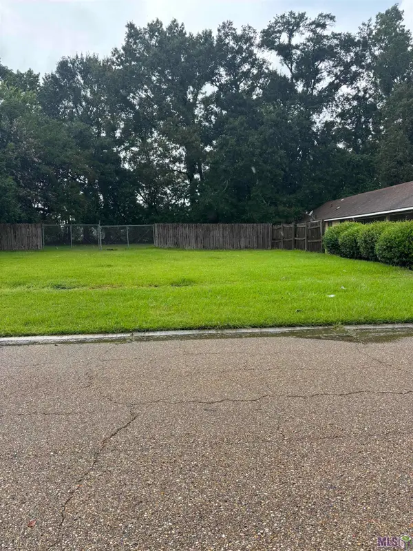 9142 Metairie Rd, Baton Rouge, LA 70810