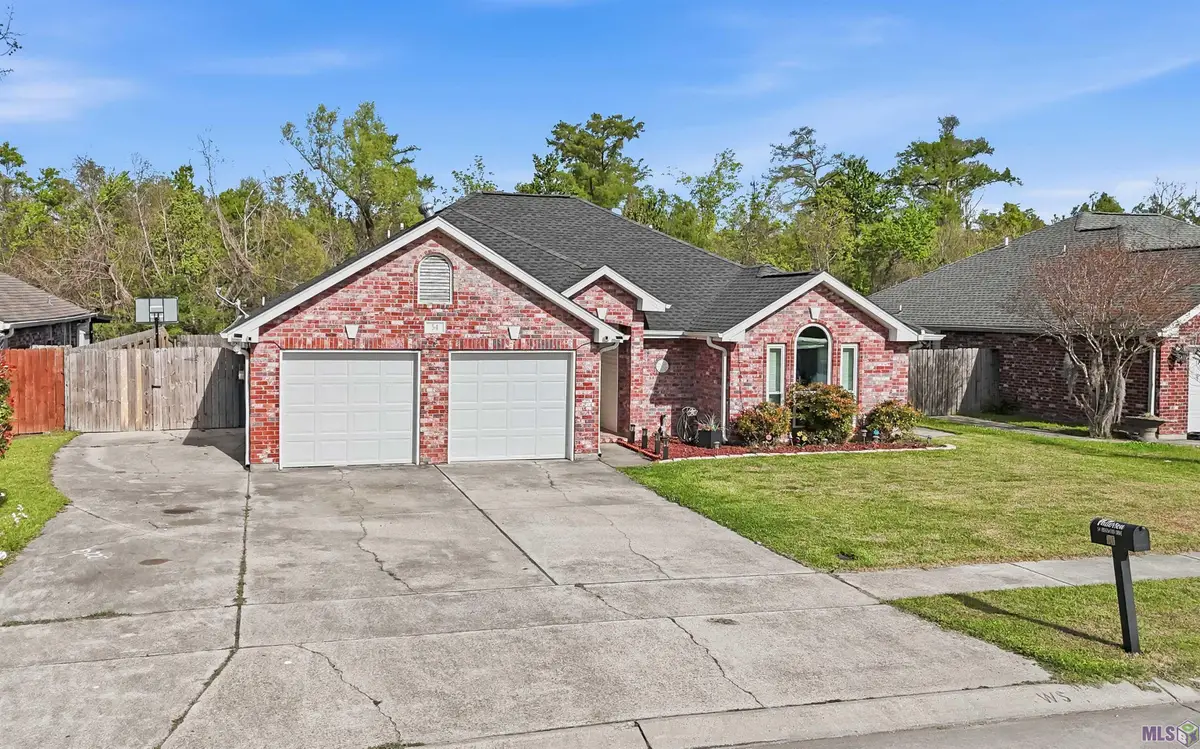 54 Ridgewood Dr, Laplace, LA 70068 - #1