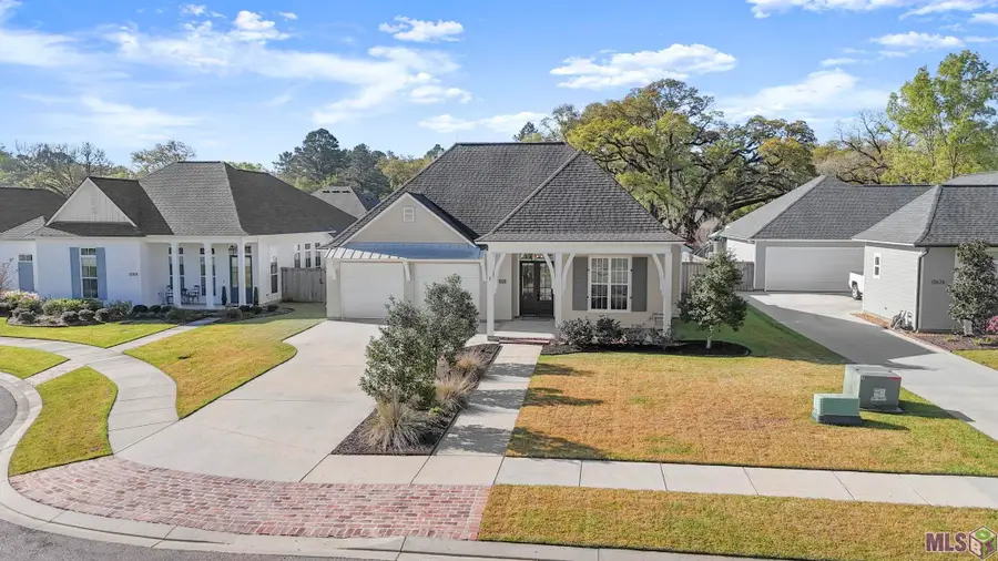 12696 Solemn Oaks Ave, Baton Rouge, LA 70818 - #2