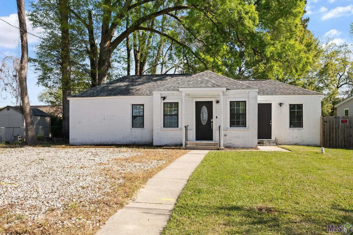 237 Capitol St, Denham Springs, LA 70726 - #1