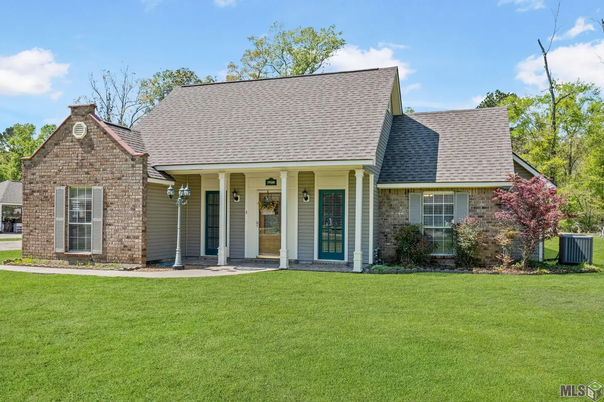 7097 Jim Rushing Rd, Denham Springs, LA 70706 - #1