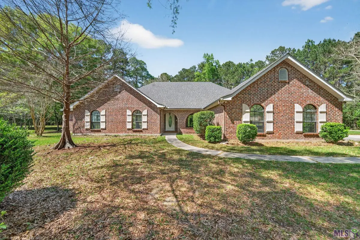 135 Amelia Ln, Covington, LA 70433 - #1
