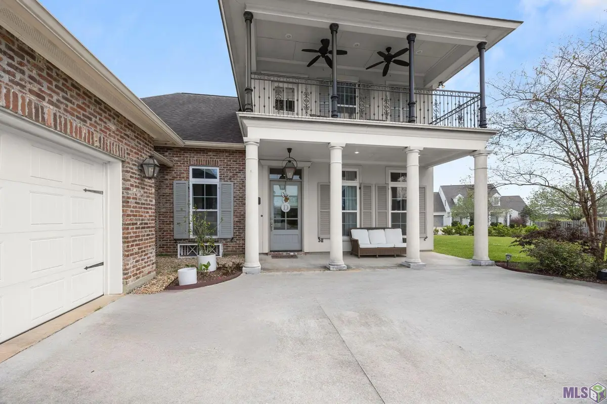 3755 Club View Ct, Zachary, LA 70791 - #1