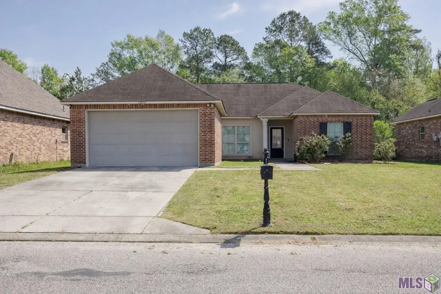 23288 Conifer Dr, Denham Springs, LA 70726 - #3
