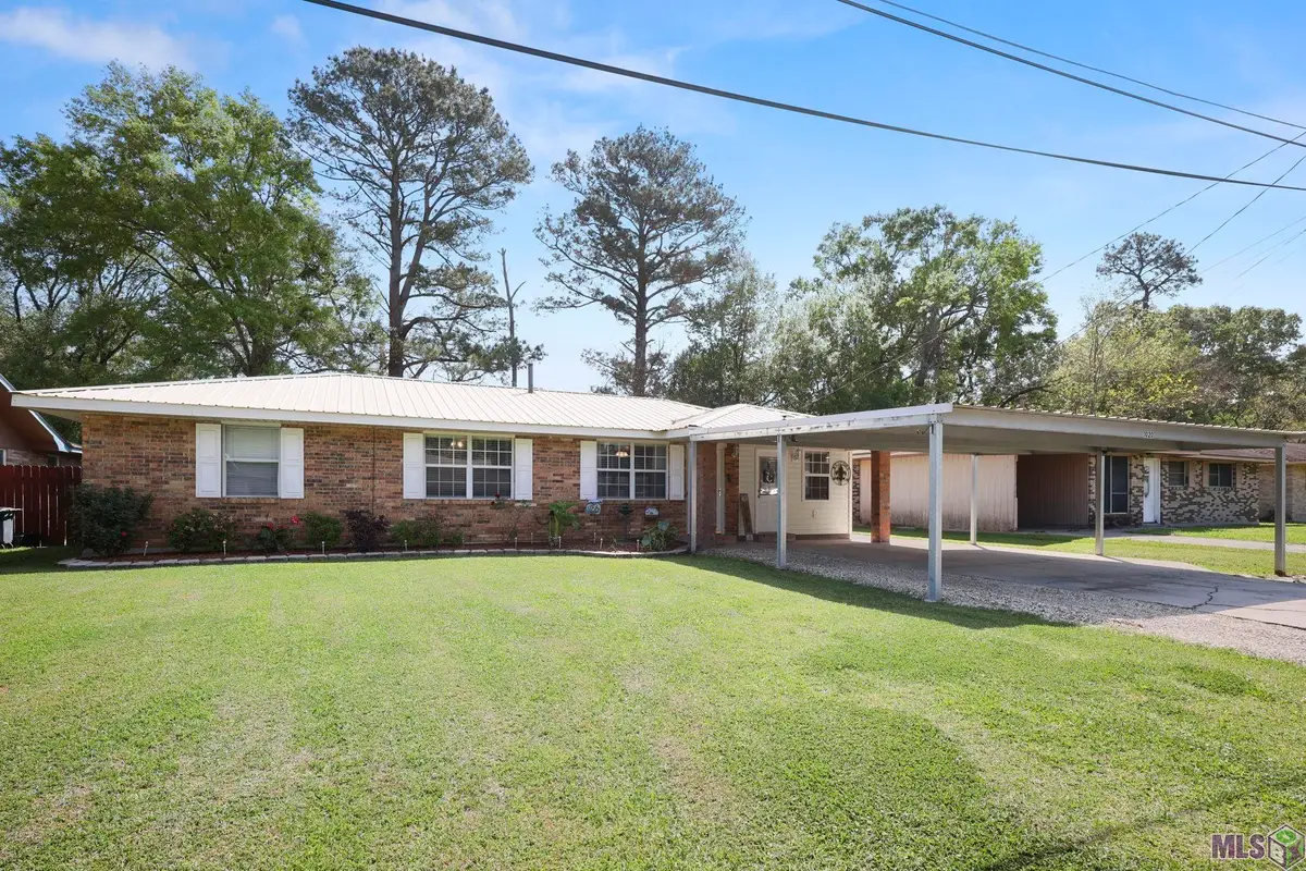1020 S Stacy Ave, Gonzales, LA 70737 - #1