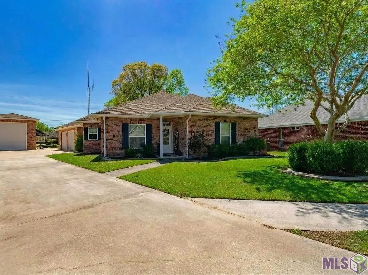 1757 E Nelson St, Gonzales, LA 70737 - #1