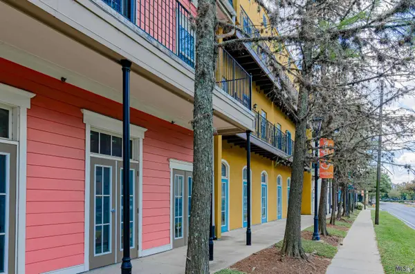 3347 Nicholson Dr #A302, Baton Rouge, LA 70802