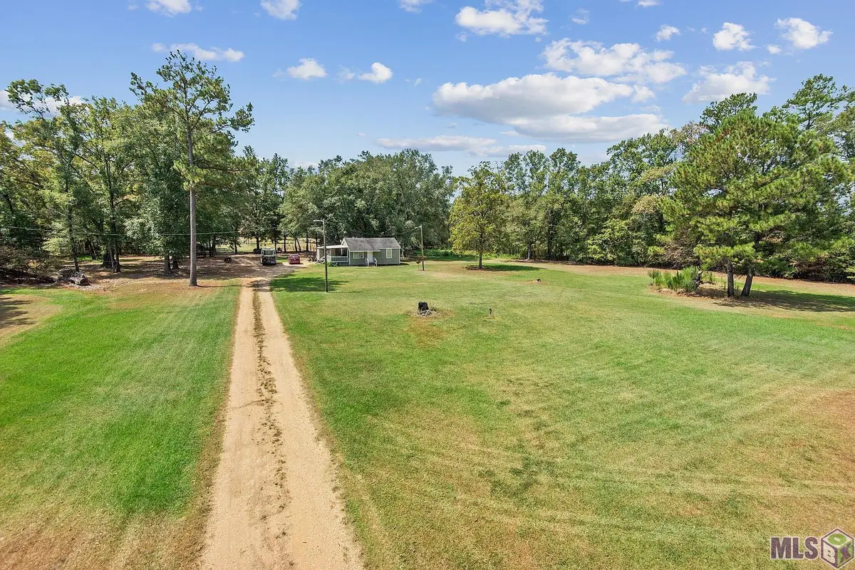 15090 Port Hudson Pride Rd, Pride, LA 70770 - #1